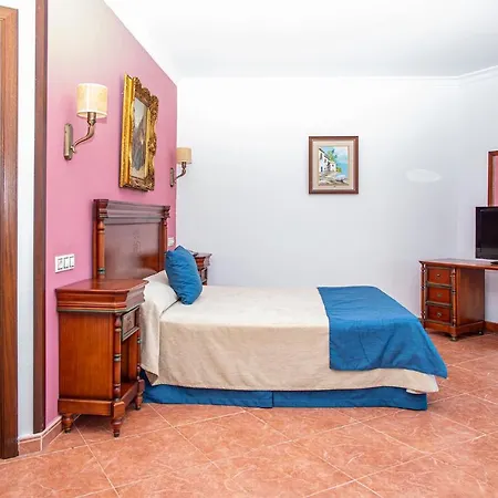 Hotell Pozo Del Duque 3*